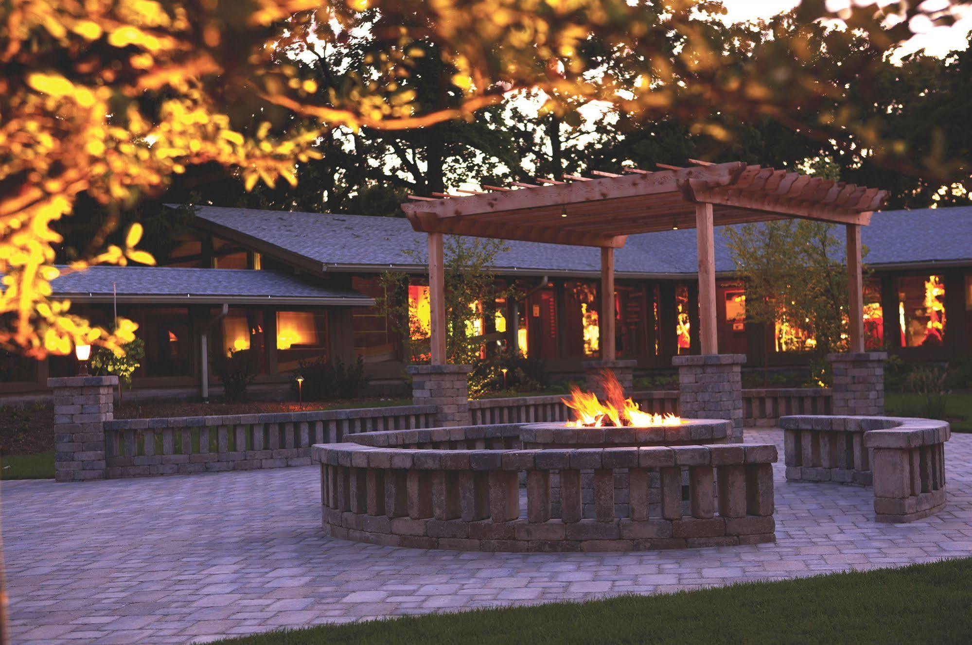 Lake Lawn Resort Delavan Exterior foto